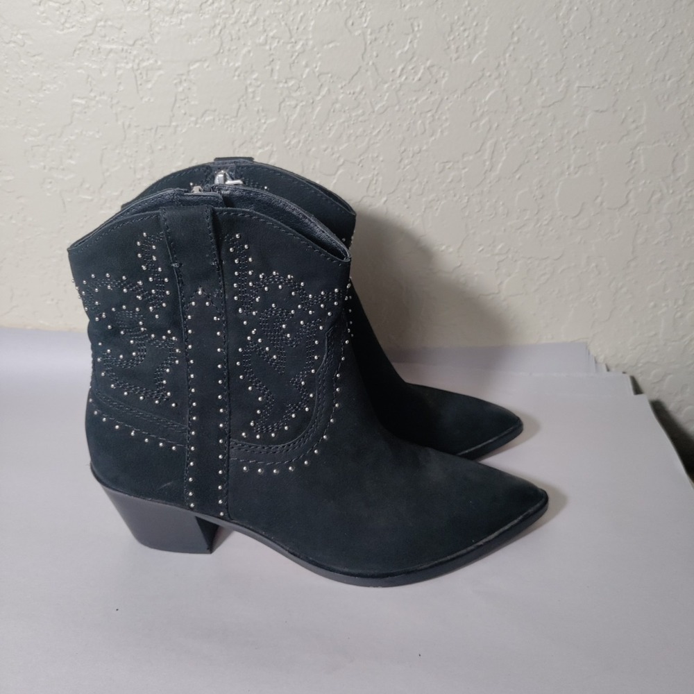 Dolce Vita Womens Size 8M Black Leather Studded Ankle Western Bootie Cowgirl